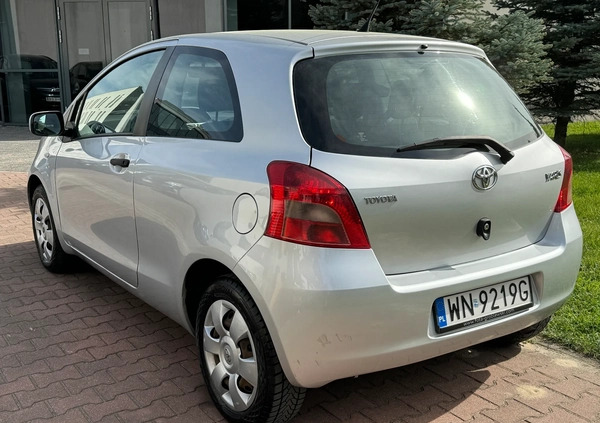 Toyota Yaris cena 9700 przebieg: 305000, rok produkcji 2006 z Połaniec małe 79